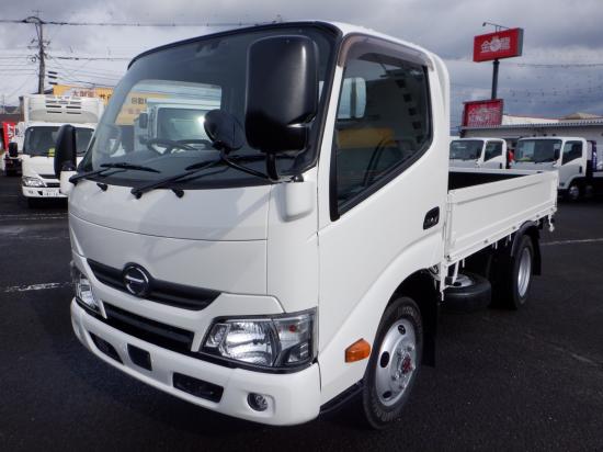 日野デュトロ : 2t　平ボディ　4ＷＤ